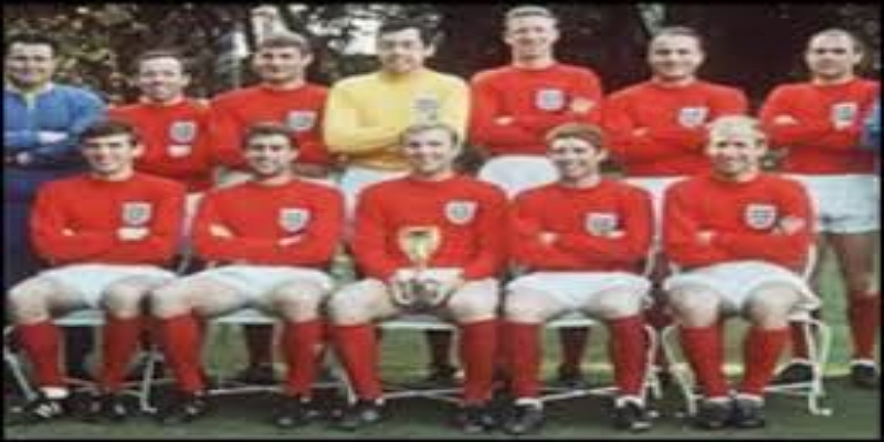 俱乐部生涯：莱斯特城与斯托克城的传奇篇章 - 华体会体育