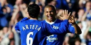 交锋历史与战术分析：两队的历史数据与战术预测-华体会体育